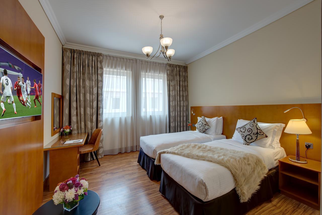 J5 Villas Holiday Homes Barsha Gardens Dubai Exteriör bild
