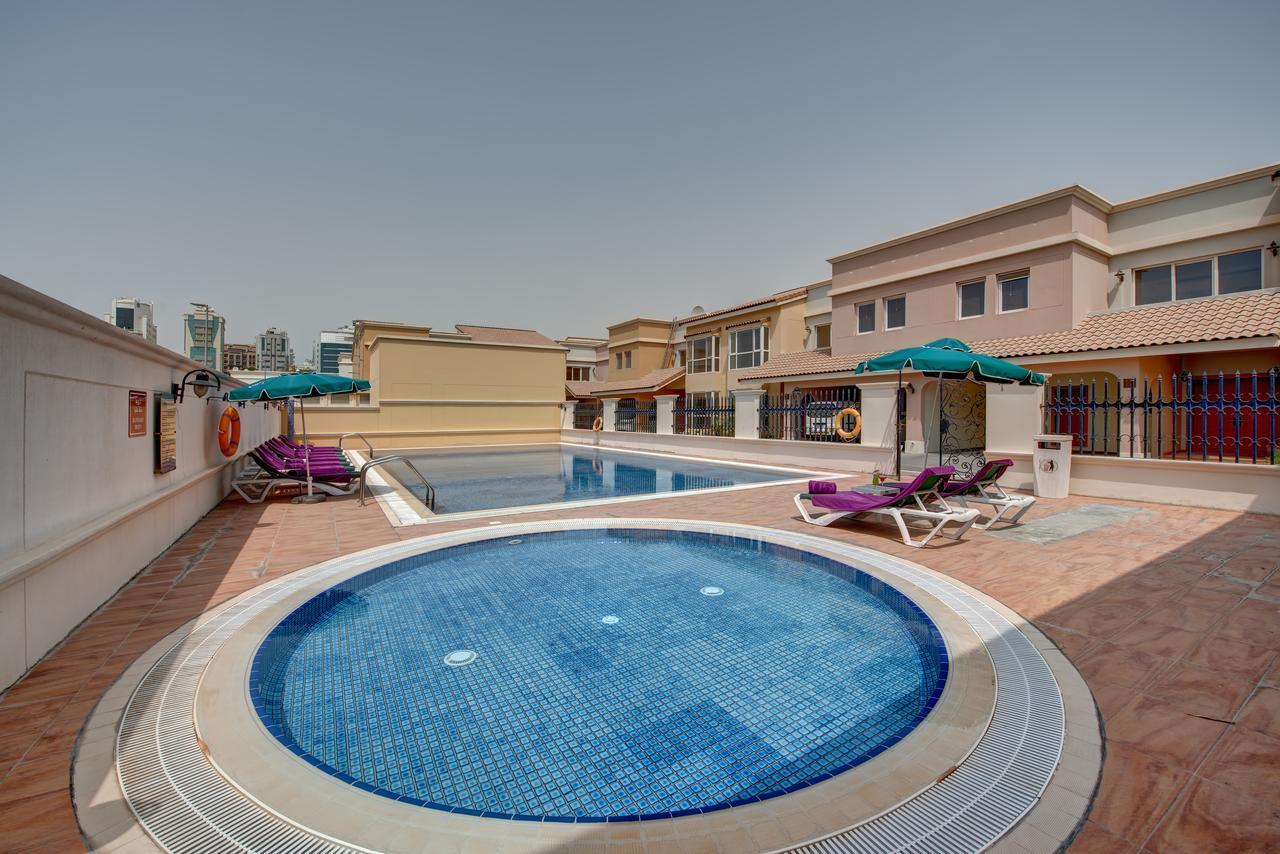 J5 Villas Holiday Homes Barsha Gardens Dubai Exteriör bild