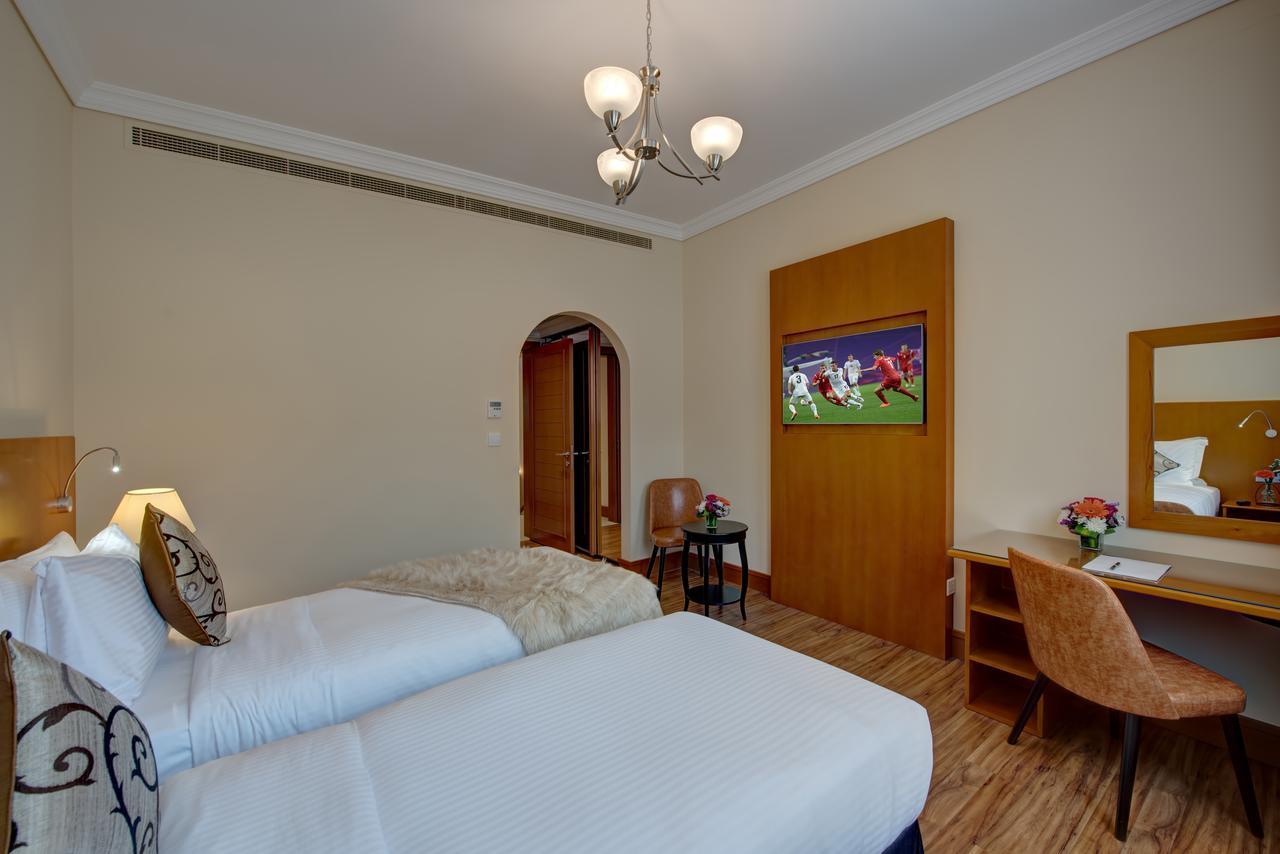 J5 Villas Holiday Homes Barsha Gardens Dubai Exteriör bild