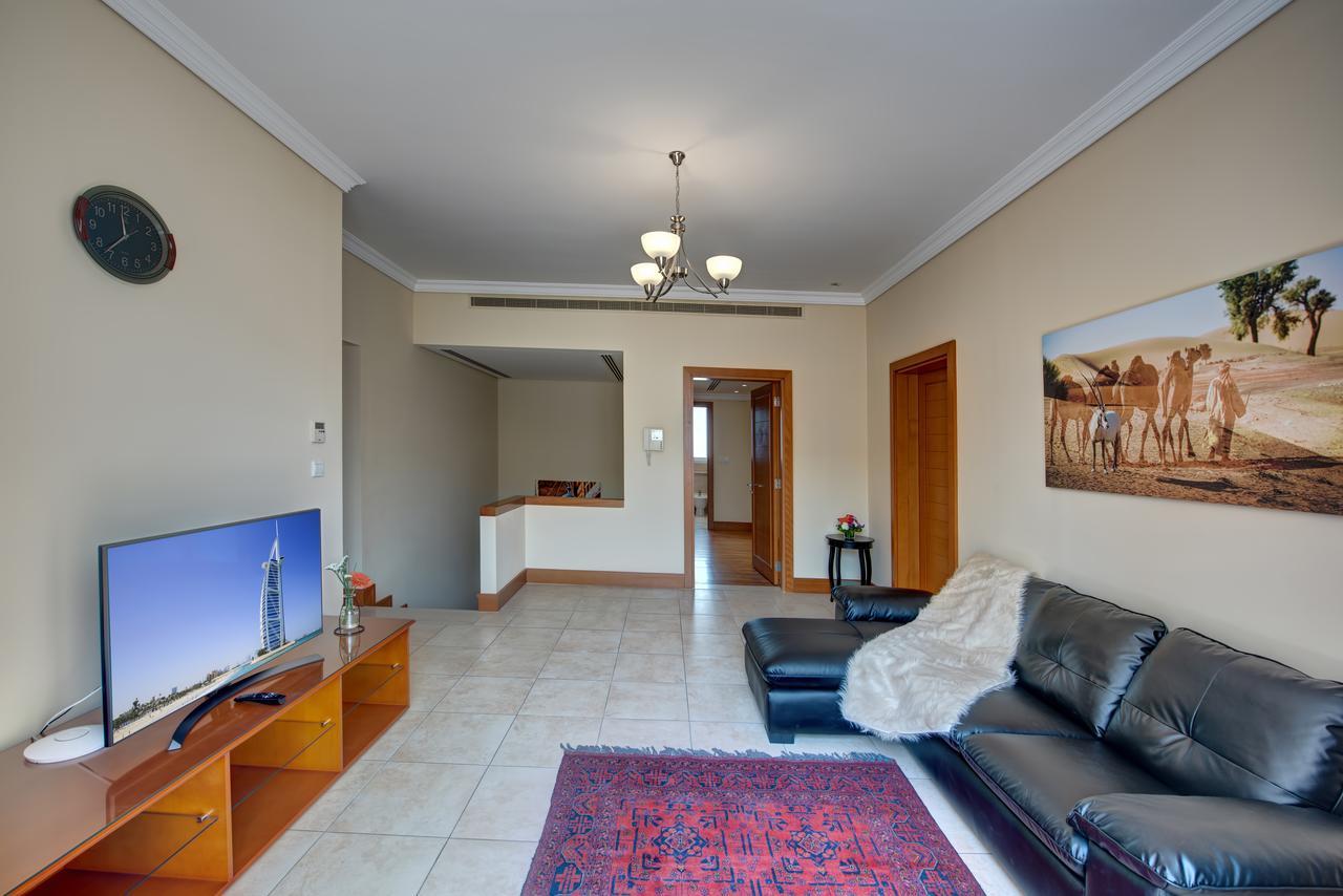 J5 Villas Holiday Homes Barsha Gardens Dubai Exteriör bild