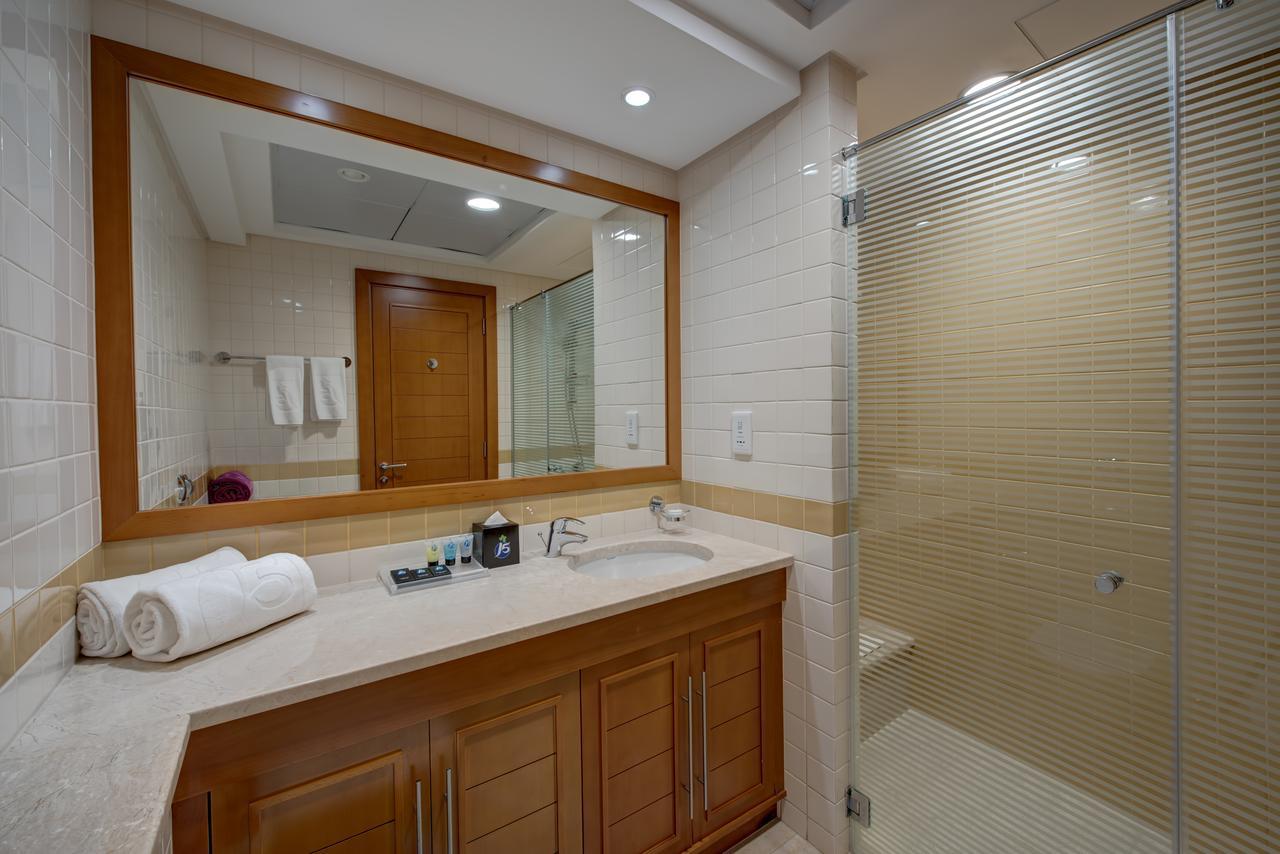 J5 Villas Holiday Homes Barsha Gardens Dubai Exteriör bild